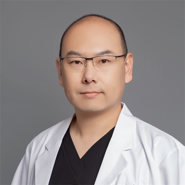 徐陇豫医生照片